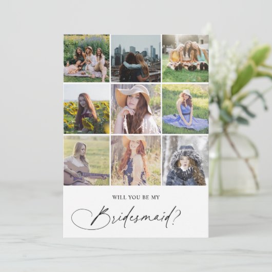 Invitation Be My Bridesmaid Chic Script Photo (Debout devant)