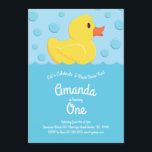 Invitation Bébé Ducky Cute Kid 1er Anniversaire Fête Canards<br><div class="desc">Ces adorables invitations colorées et mignonnes à la fête d'anniversaire en caoutchouc canard sont parfaites pour une fête d'anniversaire pour les enfants! Customisez le texte pour en faire les vôtres. L'aspect et l'ambiance modernes sont parfaits pour célébrer votre petit amoureux du bain et des canards le jour de leur premier...</div>