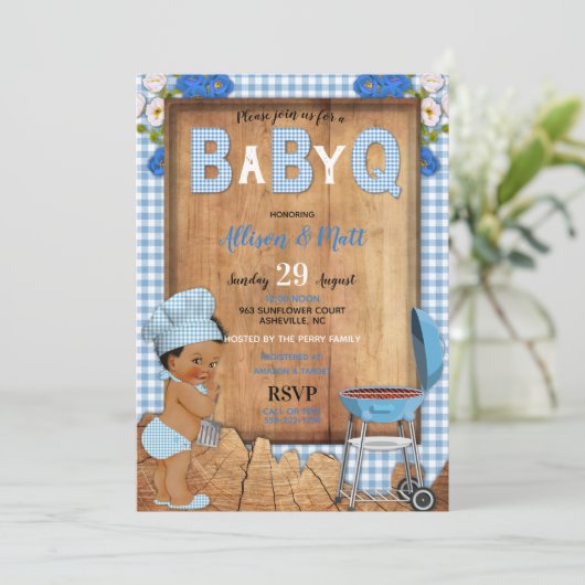 Invitation Bébé Garçon Bleu En vichy Fleurs de bois Bébé Q Ba (Debout devant)