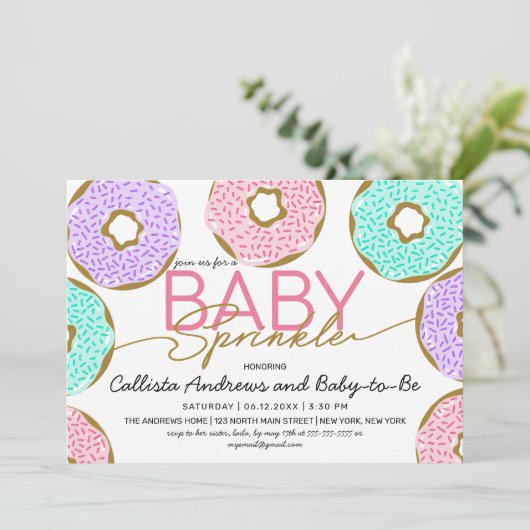 Invitation Bébé mignon Saupoudrer rose vert pourpre Douche à  (Debout devant)