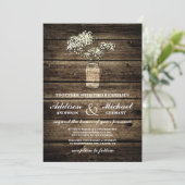 Invitation Bébé's Breath Mason Jar | Mariage en bois de grang (Debout devant)