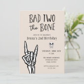 Invitation Beige clair Bad Two The Bone 2e fête d'anniversair (Debout devant)