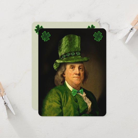 Invitation Benjamin Franklin Trèfle Saint-Patrick (Devant/Arrière en situation)