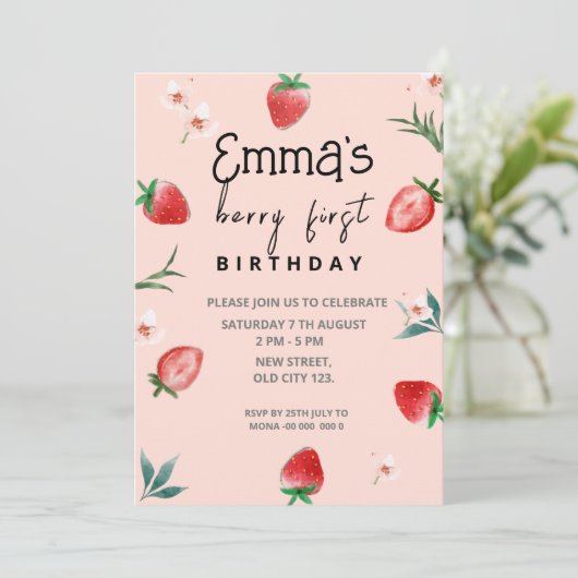 Invitation Berry First Birthday (Debout devant)