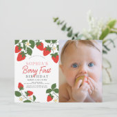 Invitation Berry First Red Strawberry Photo 1er anniversaire (Debout devant)
