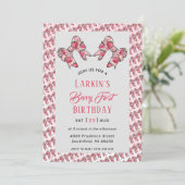 Invitation Berry First Strawberry Pink Bow 1er anniversaire (Debout devant)