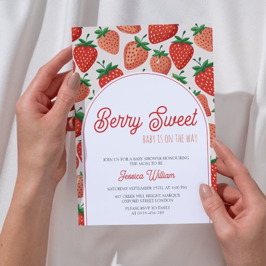 Invitation Berry Sweet À damiers Baby shower de fraise