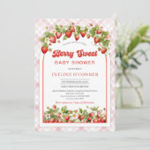 Invitation Berry Sweet Baby shower | Boho Pink Strawberry (Debout devant)