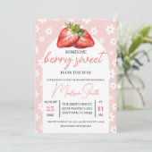 Invitation Berry Sweet Baby Shower Invite (Debout devant)