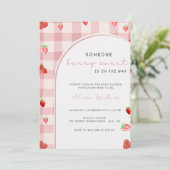Invitation Berry Sweet Pink Fraise Baby shower coquette (Debout devant)