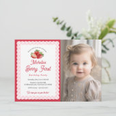 Invitation Berry Sweet-Strawberry Pink Gingham Photo (Debout devant)