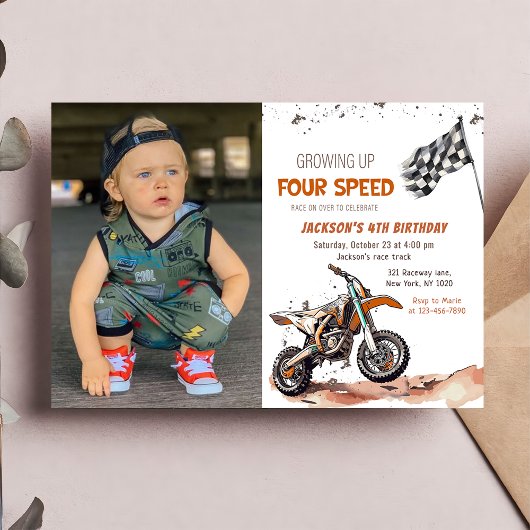 Invitation Besoin de quatre Vitesse Dirt Vélo Boy 4e Annivers