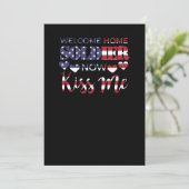 Invitation Bienvenue chez toi Soldat Maintenant embrasse-moi (Debout devant)