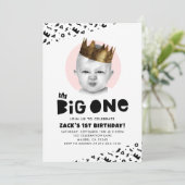Invitation Big One First Birday Photo moderne noir blanc (Debout devant)