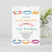 Invitation Bijoux faisant l'invitation de partie (Debout devant)
