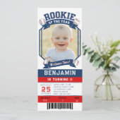 Invitation Billet de baseball Rookie Red Blue Boy 1er anniver (Debout devant)