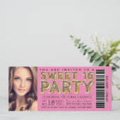 Invitation Billet rose et noir Hollywood Glam Sweet 16 (Debout devant)
