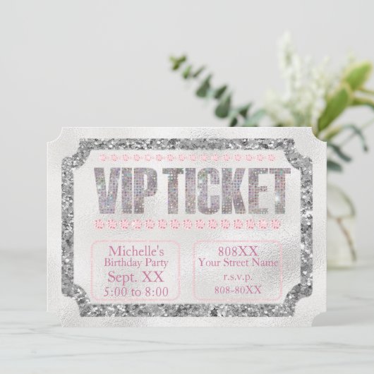 Invitation Billet VIP en argent et diamants roses (Debout devant)