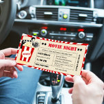 Invitation Billetterie cinéma vintage fête d'anniversaire<br><div class="desc">Avec l'invitation pour les billets de la soirée cinéma,  vous pouvez fêter votre fête d'anniversaire. Billet billet L'arrière - plan est rouge et blanc classique. Ce design d'invitation de soirée cinéma contemporain est idéal pour votre fête d'anniversaire de cinéma ou de soirée cinéma.</div>