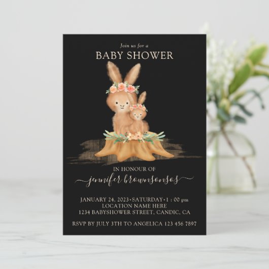 Invitation Black Boho Famille Rabbit Baby shower maman (Debout devant)
