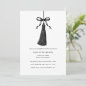 Invitation Black Bow Tassel Modern College Graduation Photo (Debout devant)