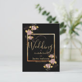 Invitation Black Floral Gold Script Mariage élégant (Debout devant)