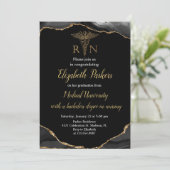 Invitation Black & Gold Agate Soins infirmiers fête de gradua (Debout devant)