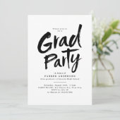 Invitation Black Simple Moderne Brush Script Grad Party (Debout devant)