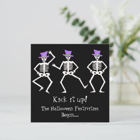 Invitation Black violet vert Halloween Skeleton Bone Dance (Debout devant)