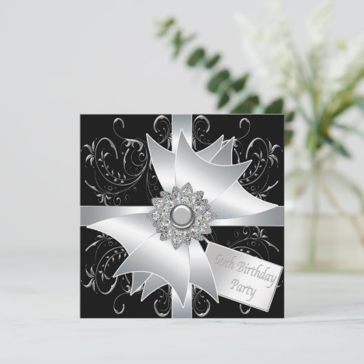 Invitation Black White Diamond Bow Womans 60e fête d'annivers (Debout devant)