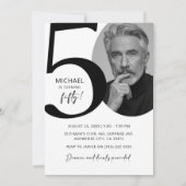Invitation Black & White moderne 50ème Photo Anniversaire (Devant)