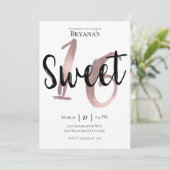 Invitation Black White Rose Gold Rose Sweet 16 Anniversaire (Debout devant)