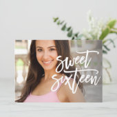 Invitation blanc d'anniversaire de photo de sweet (Debout devant)