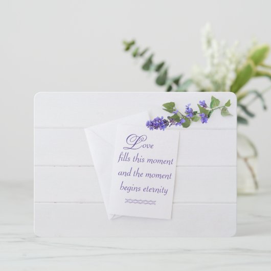 invitation blanc mariage sur bois (Debout devant)