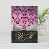 INVITATION BLANC RIBBON ROSE LILAC NOIR DAMASK MONOGRAM (Debout devant)