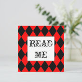 Invitation blanche d'Alice de lapin (Debout devant)