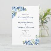 Invitation Bleu Floral Aquarelle Verdure Dîner de répétition (Debout devant)