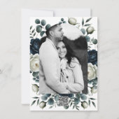 Invitation Bleu foncé et blanc Fleur moderne fête d'anniversa (Dos)