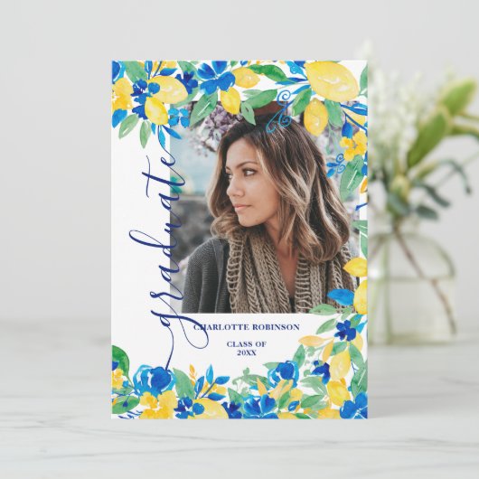 Invitation Bleu jaune citrons floral script photo graduation (Debout devant)