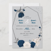 Invitation bleu marine et fleurs blanches mariage géométrique (Devant)