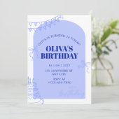 Invitation Bleu pâle Moderne Sweet 16 Anniversaire pour Fille (Debout devant)