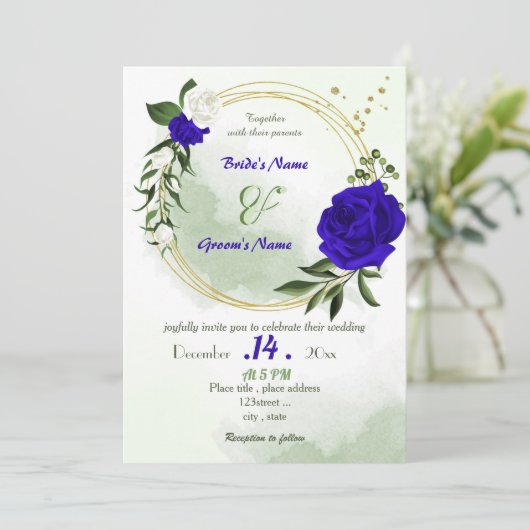 Invitation bleu royal fleurs blanches or mariage (Debout devant)