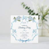 Invitation Bleu ruban fleuri anniversaire (Debout devant)