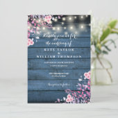 Invitation Bleu Rustique Chaîne de bois éclaire le Mariage Fl (Debout devant)