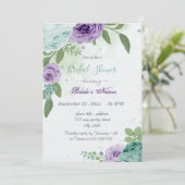 Invitation bleu violet fleurs vert feuille nuptiale douche (Debout devant)