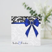 Invitation bleue de mariage damassé d'arc de (Debout devant)