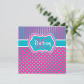 Invitation bleue et rose d'anniversaire de point (Debout devant)