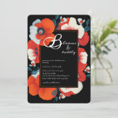 Invitation Blooms & Bubbly Bright Red Floral Fête des mariées (Debout devant)