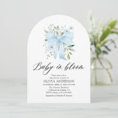 Invitation Blue Bow Baby in Bloom Floral Boy Baby shower (Debout devant)