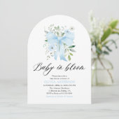 Invitation Blue Bow Baby in Bloom Floral Boy Baby shower (Debout devant)